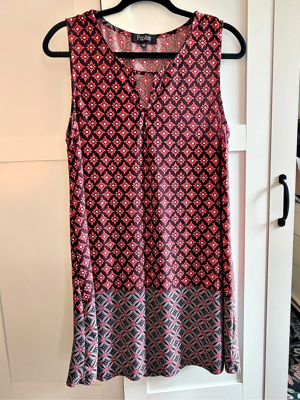 Papillon Geometric Mini Dress in Black & Red Size XL Like New